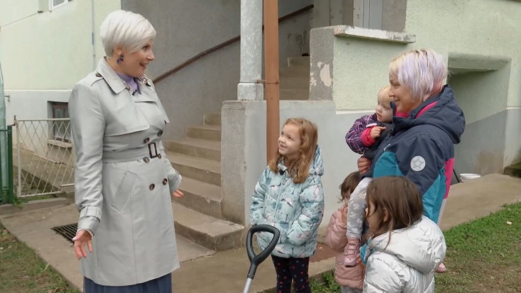 Delovna akcija, družina, voditeljica, Ana Praznik,