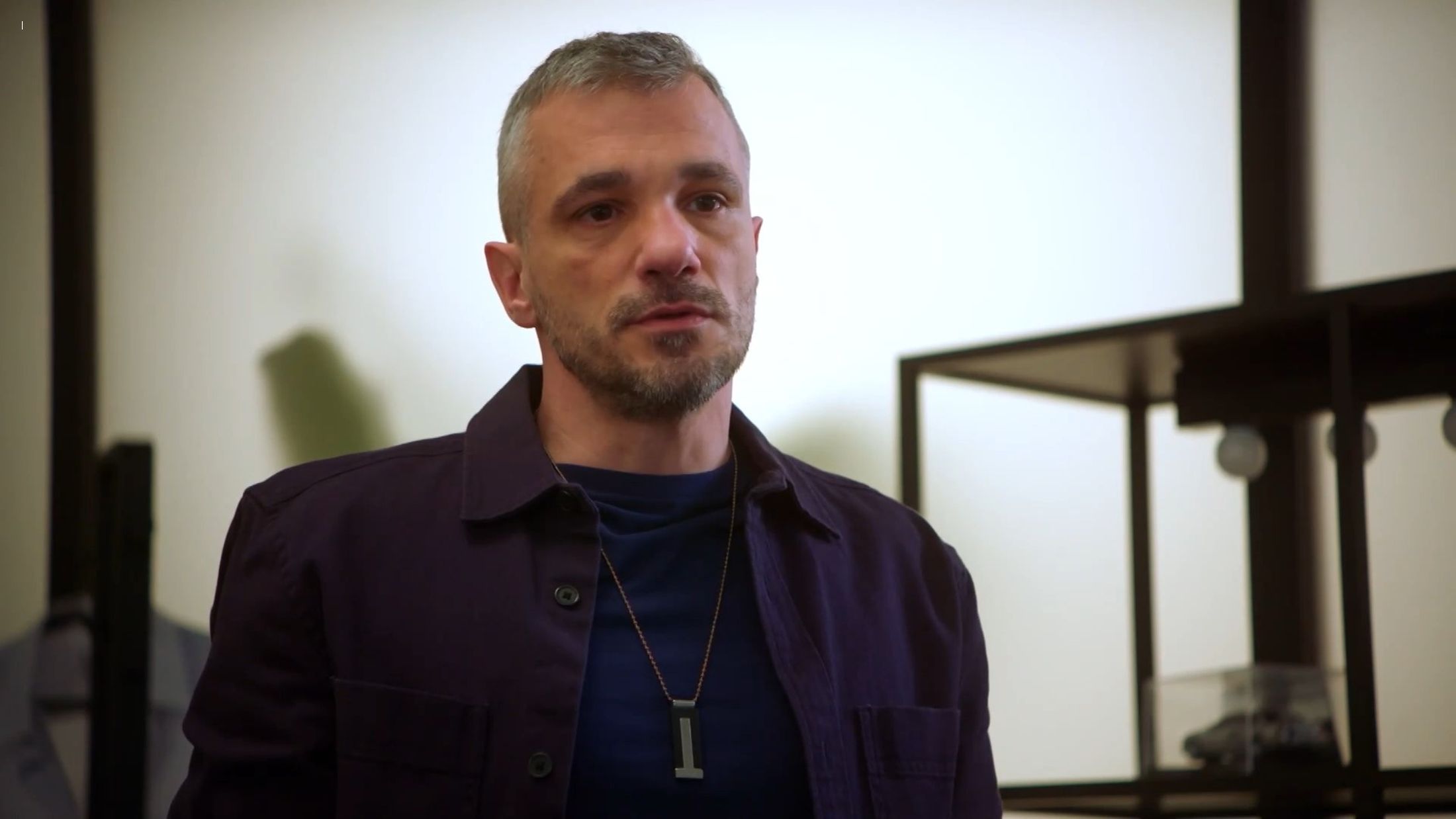 Skrito v raju igralec, Primož Vrhovec, serija,