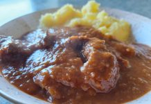 golaž, polenta, obrok, kosilo,