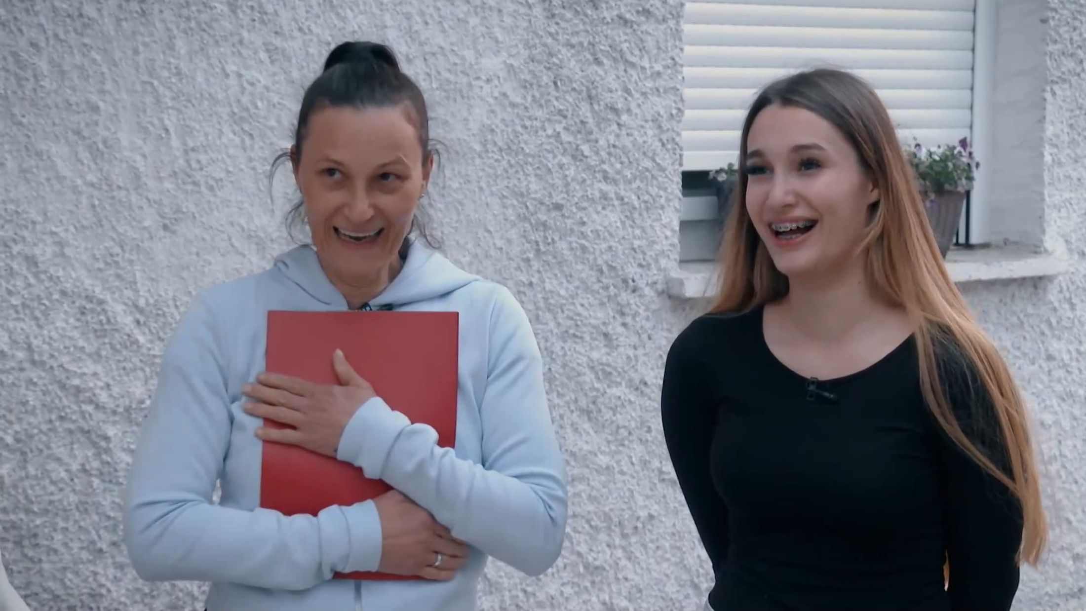delovna akcija Suzana in Sara, Delovna akcija, oddaja, prenova,
