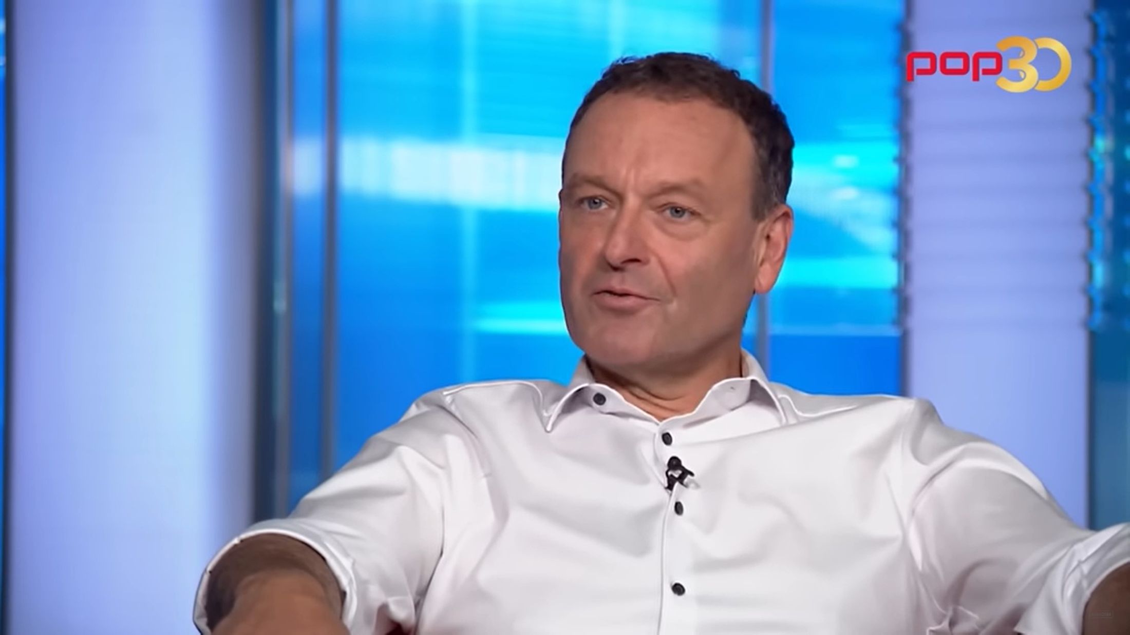 televizijski voditelj, Uroš Slak,