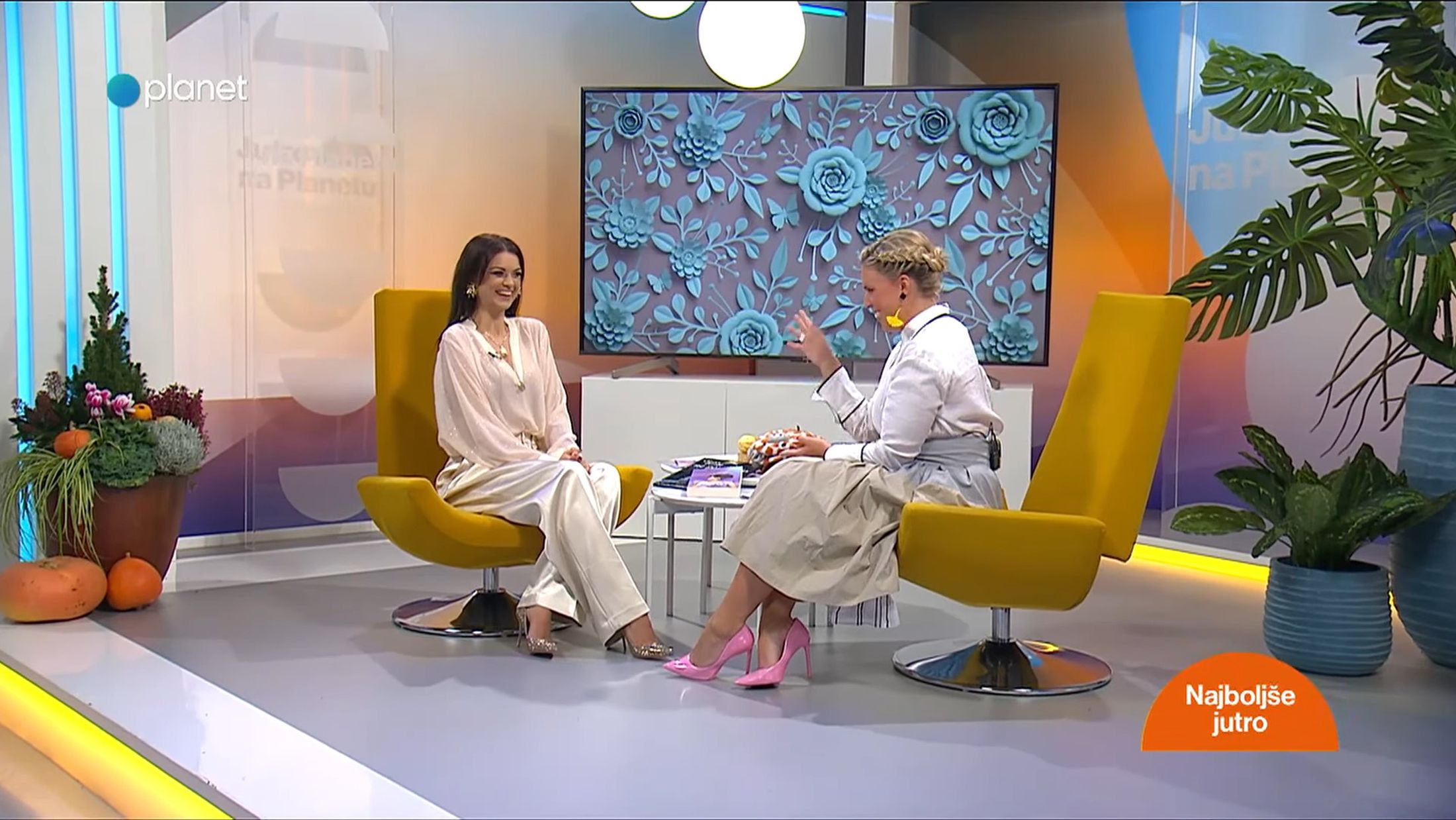 televizijski voditeljici, Nina Osenar, Manca Stević, Planet TV, 
