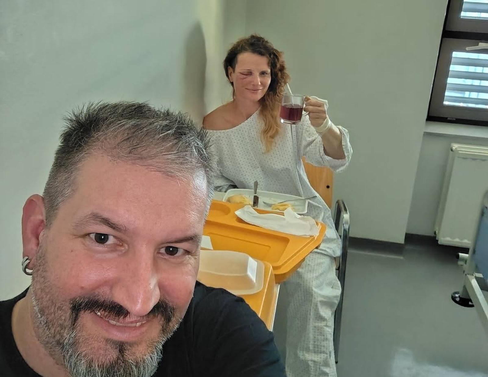bolnica, Eva Moškon, partner,