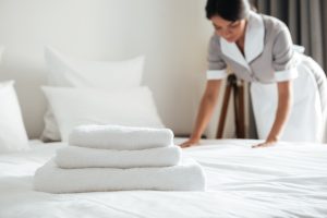 hotel, sobarica, postelja,