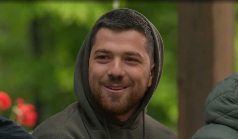 Gregor, tekmovalec, Kmetija,