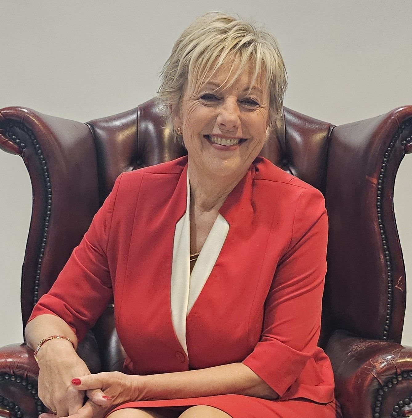 Rosvita Pesek voditeljica, Rosvita Pesek,