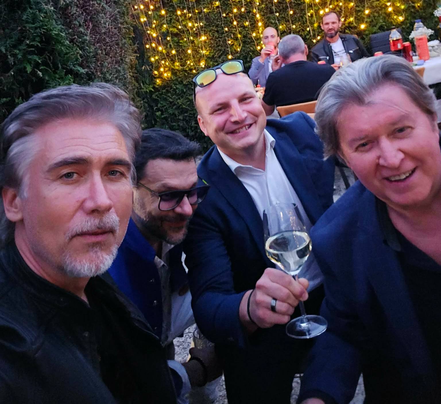 poroka Iztok Gartner, Jan Plestenjak, poroka,