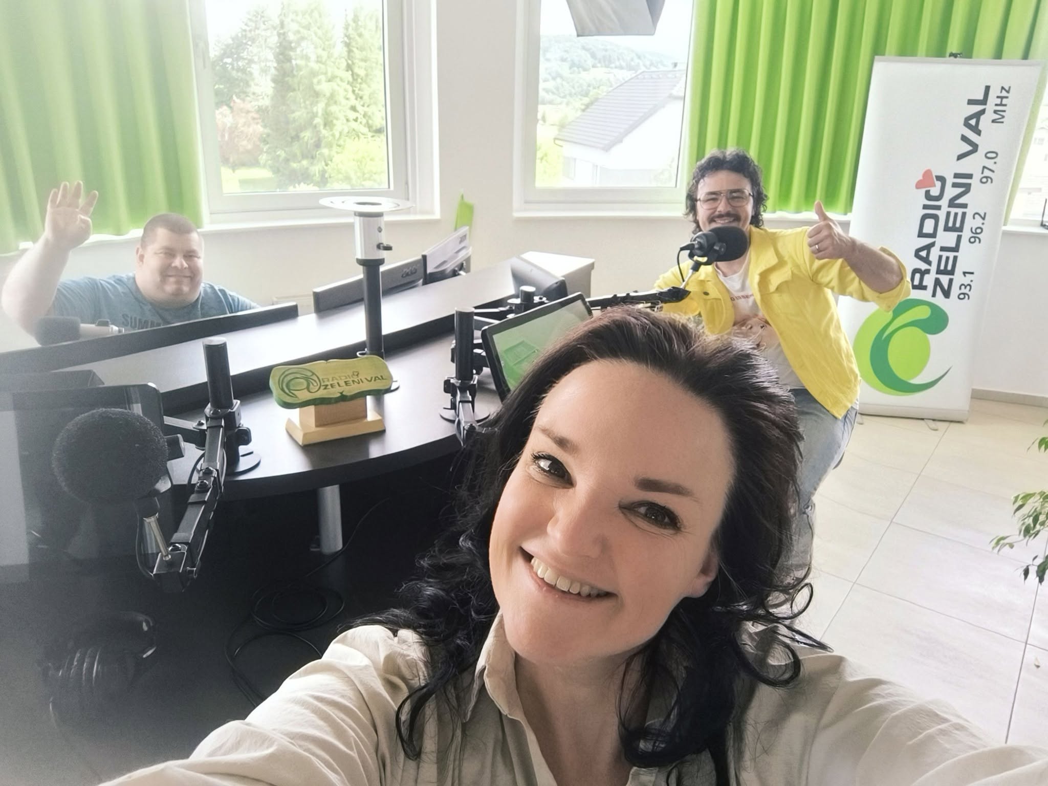 Alenka Gotar na radiu