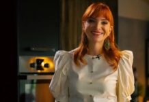 voditeljica, Mojca Mavec,