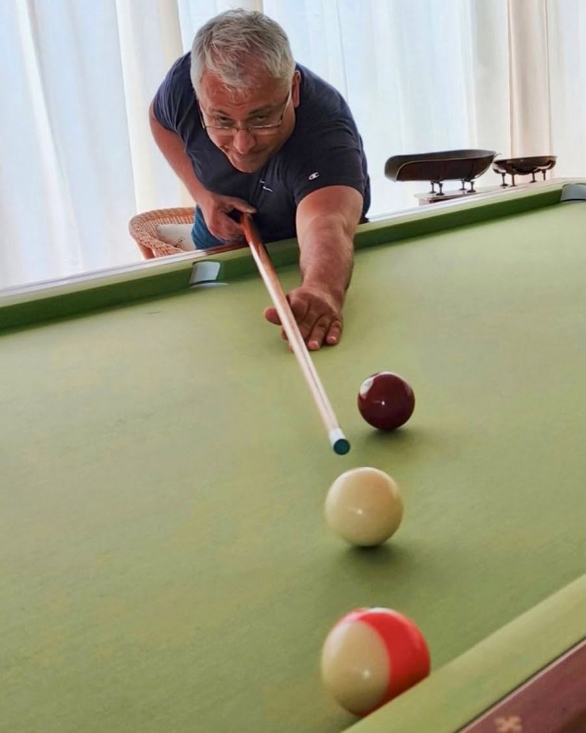 Miki Šarac,